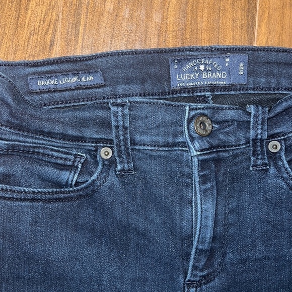 Lucky Brand Women’s 8/29 Jeans - Picture 4 of 12